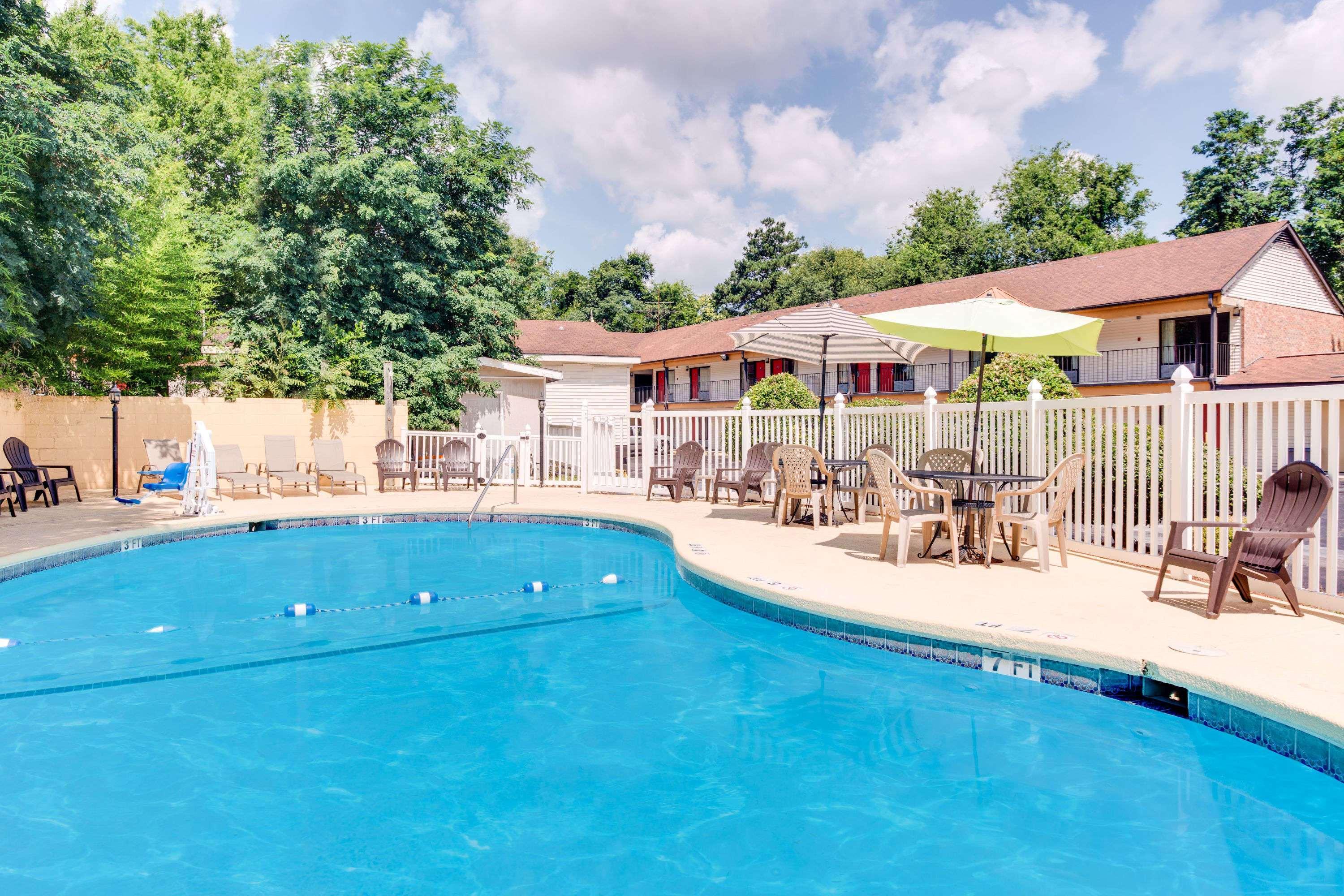 Americas Best Value Inn Aiken Esterno foto