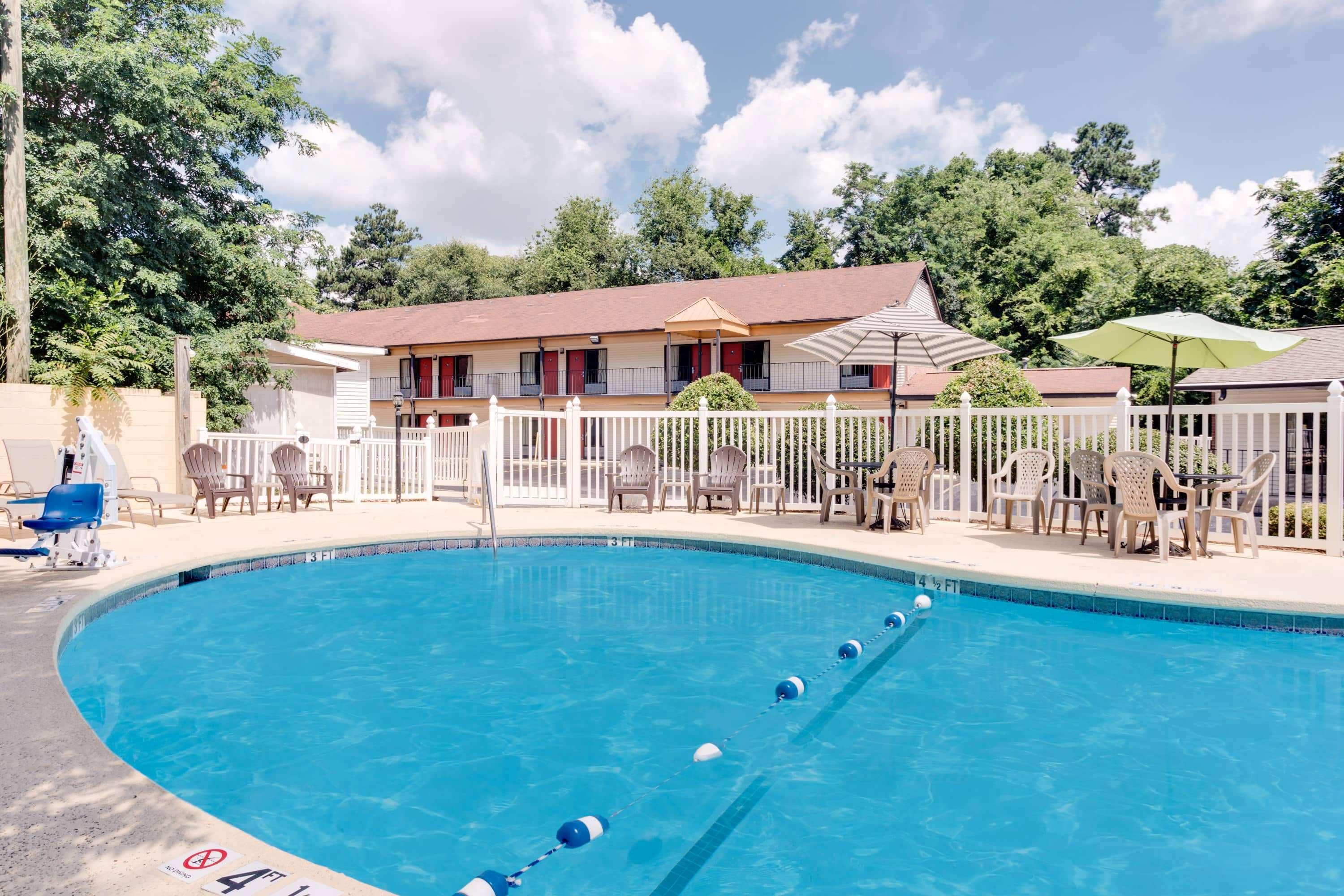Americas Best Value Inn Aiken Esterno foto